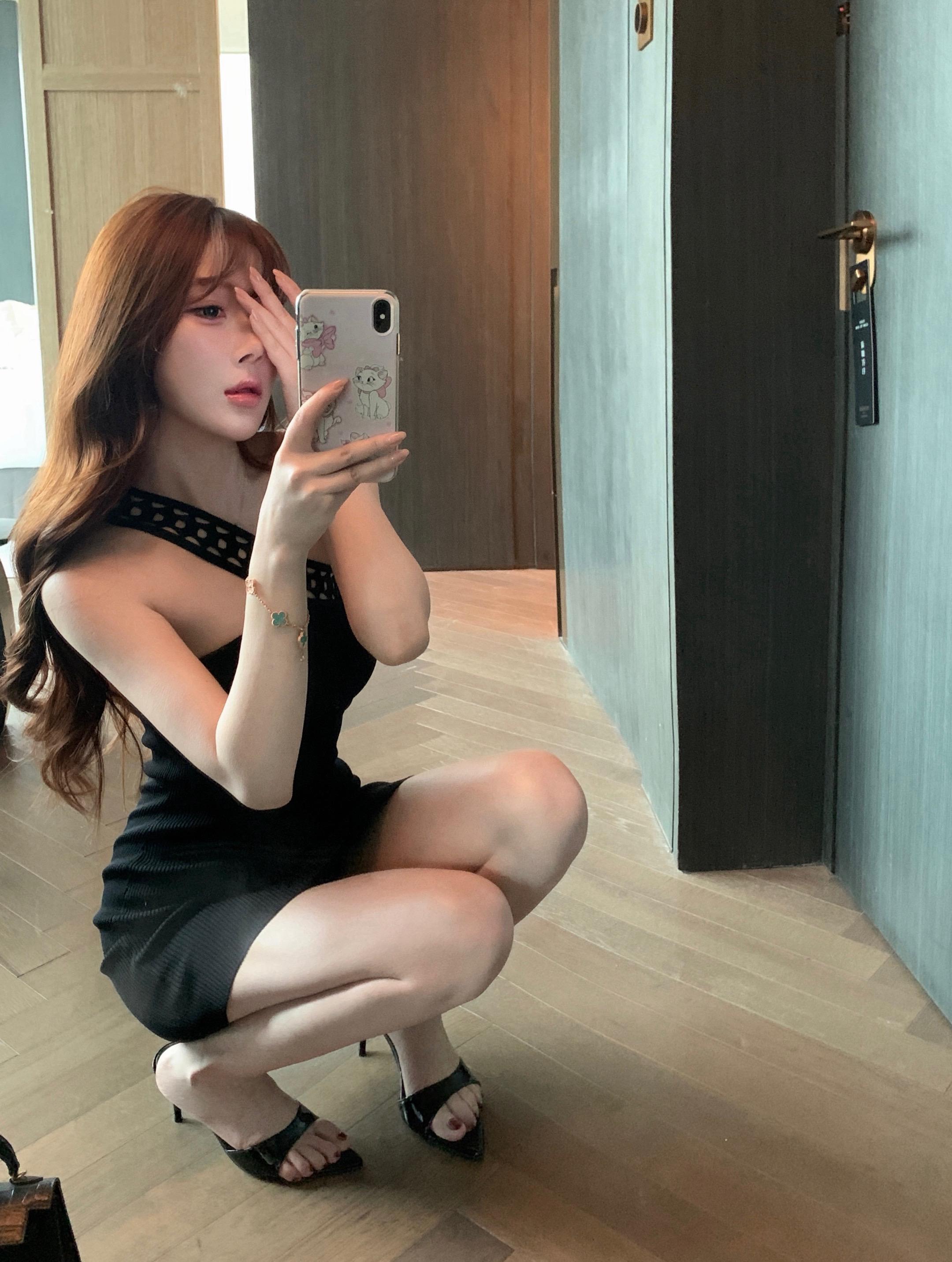 总有人问我男的女的 我好服呀 我现在告诉你 我是你的