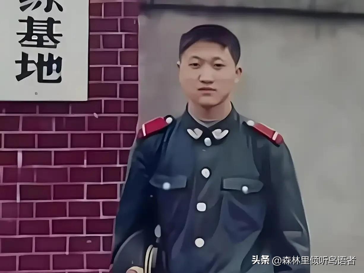 2006年，3名壮汉挟持一名18岁女学生，女孩在长途汽车上悄声向同车的一名武警战