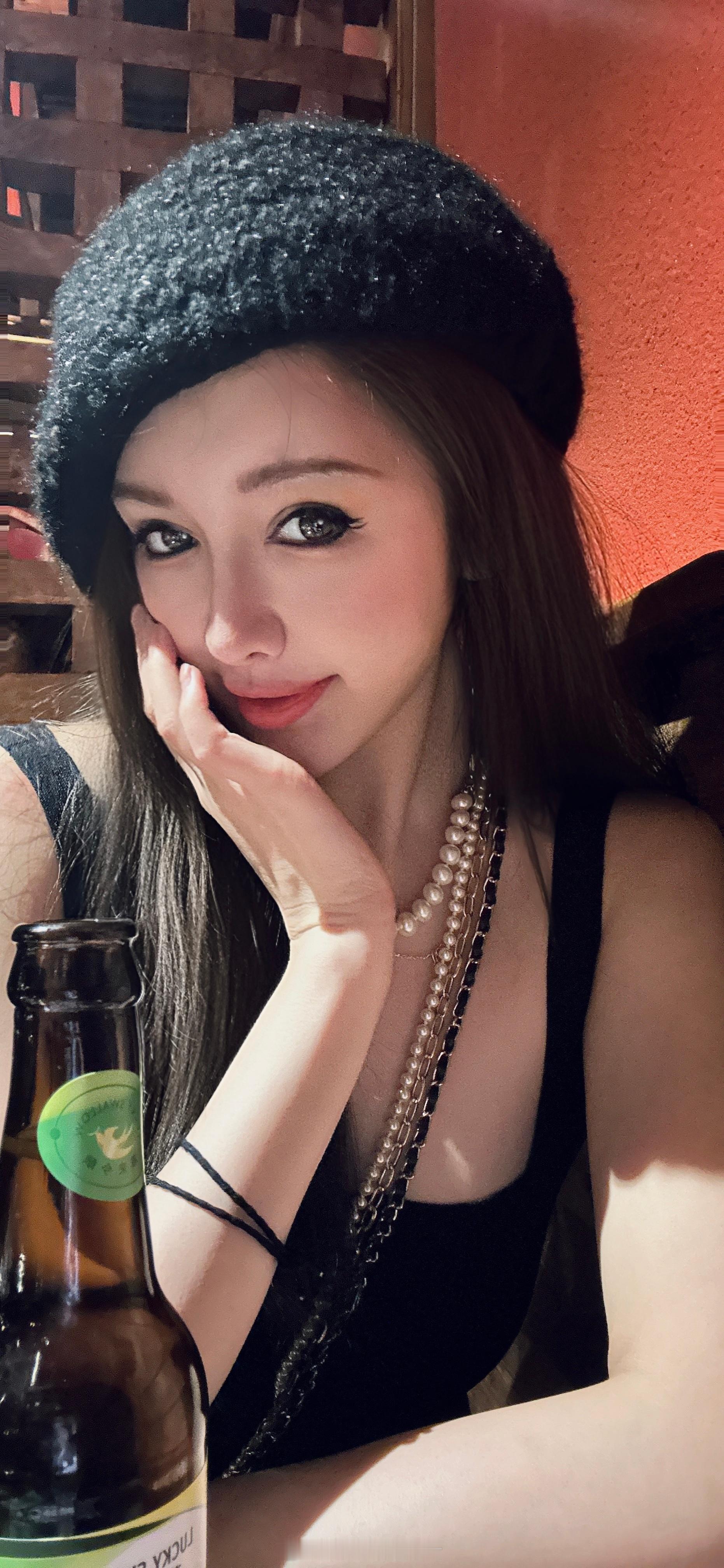 笨笨的善良好姑娘 ​​​