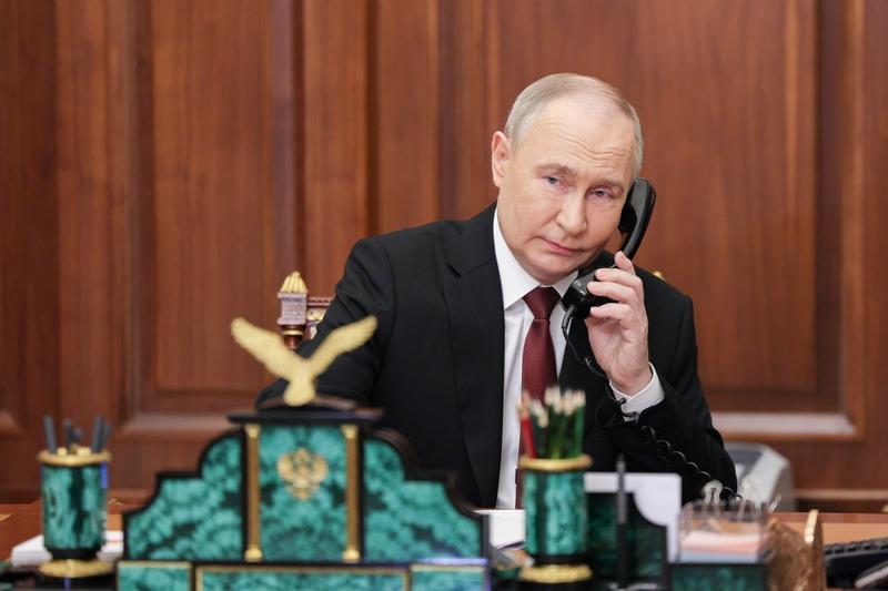 相信如果这次美伊谈判谈不拢的话，那么以后美国和以色列的日子就不好过了。
如今伊朗