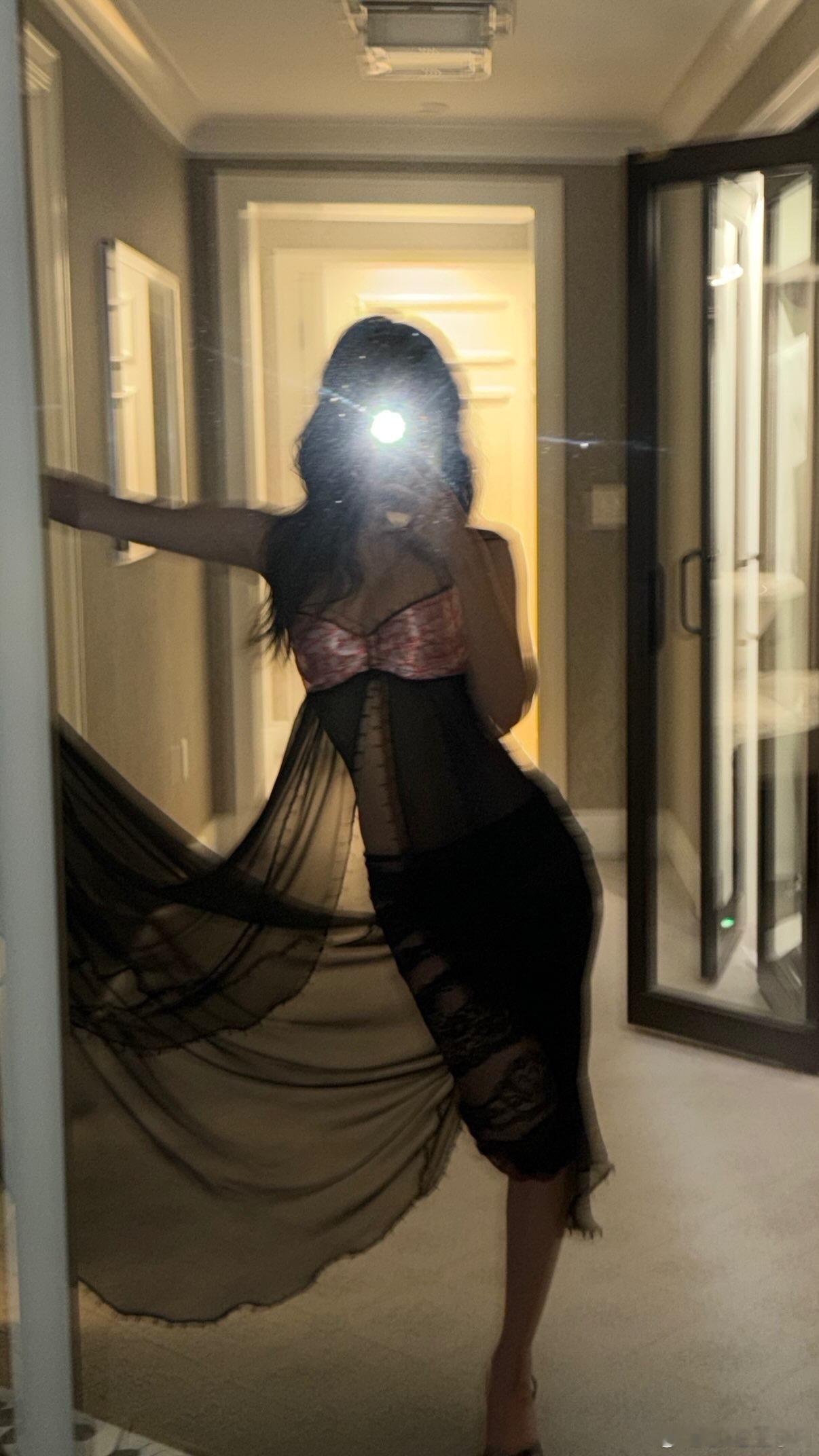 🖤我老婆🖤🌹🖤🌹🇺🇸Boston 我爱你老婆🖤🖤🌹🌹🌹?