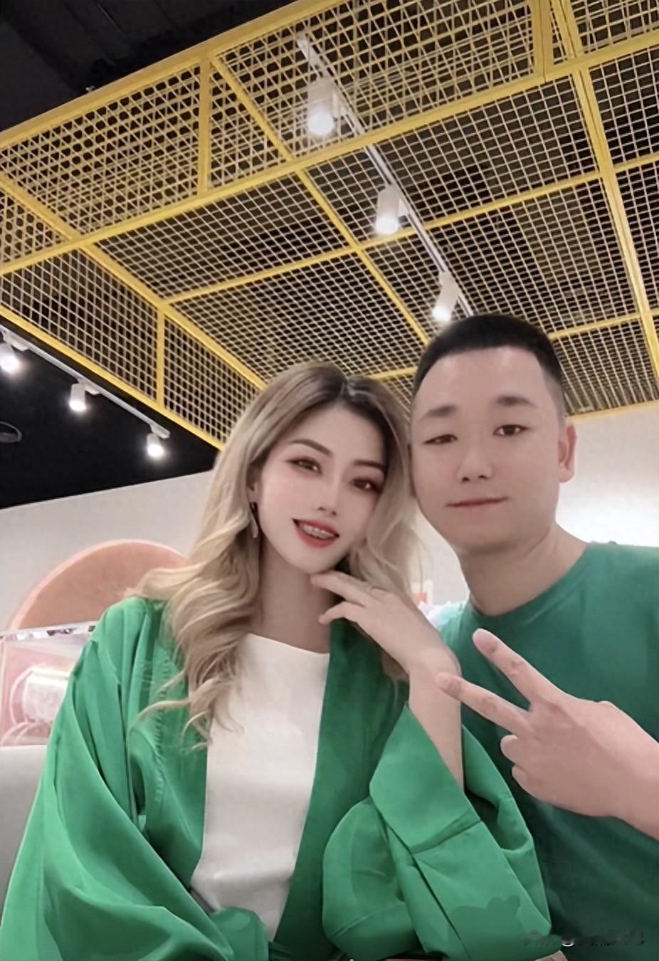 你敢信，一山东小伙在吉尔吉斯斯坦种蔬菜还种到爱情？他被包工头看上，将自己的女儿嫁