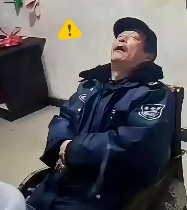 “毫无人性！连正常生理需求都不放过！”2022年，广东清远，60岁大爷做保安三年