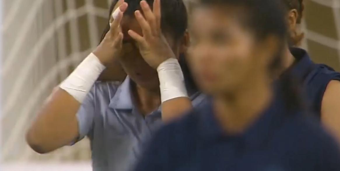 中国U20女足把对方守门员打哭了。
8月8日，中国U20女足在亚洲杯预选赛第二场