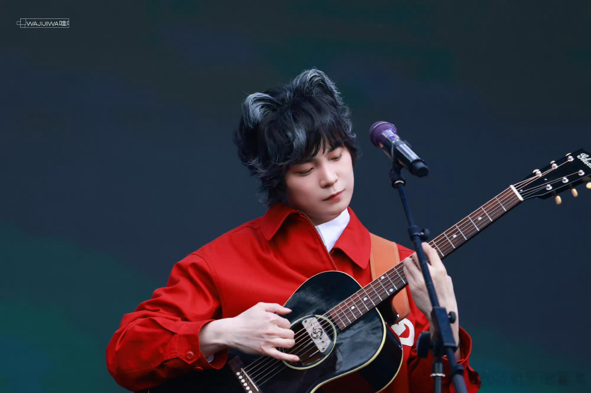 看完音乐节确诊CLIC快门型人格 ATMer的钱全送给音乐节了手机提示内存不足时