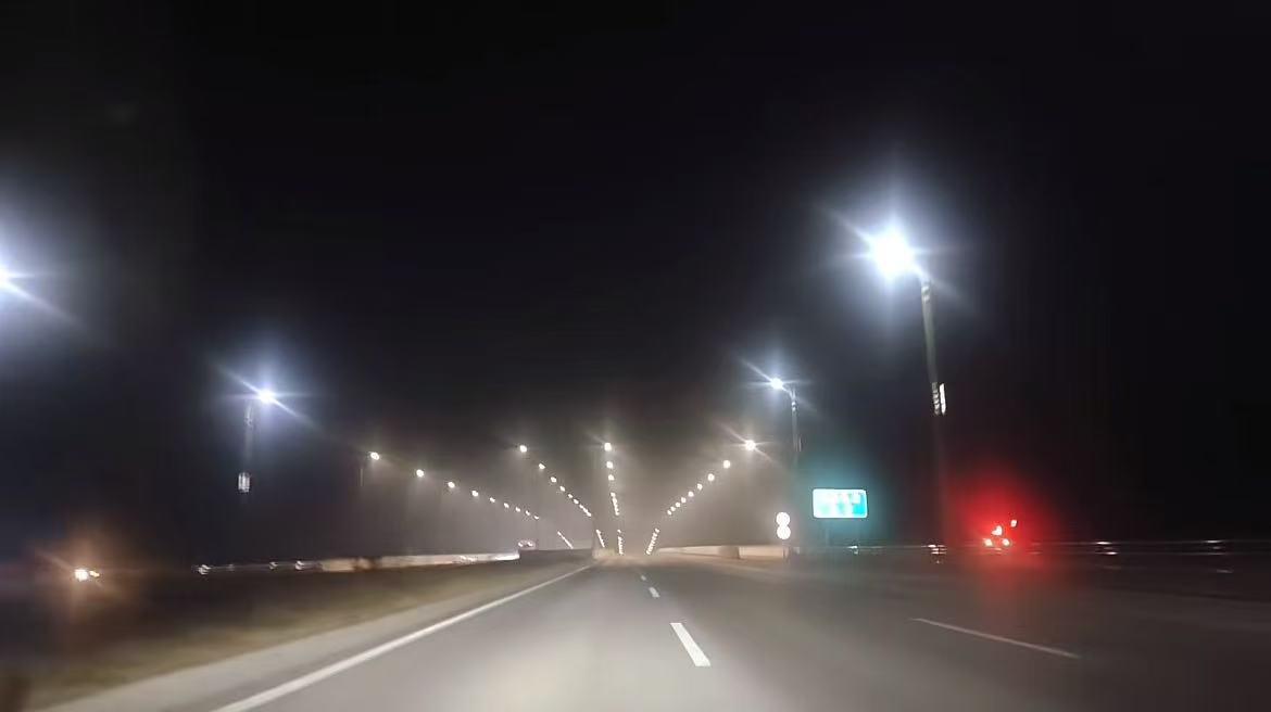 忽然感觉过年没意思了，以往可能只是感觉没年味，现在更多的是感觉到累，包括心理上以