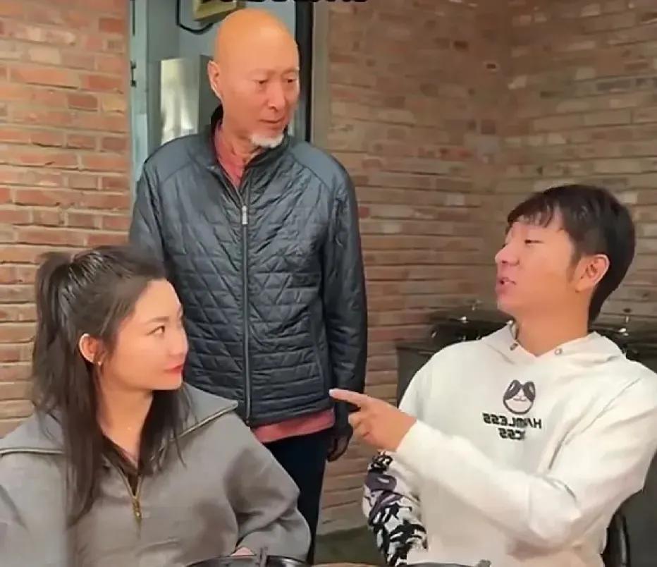 陈大愚夫妇育有4个孩子，几个儿子、几个女儿就不知道了，有人说是2个儿子，2个女儿