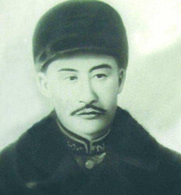 1938年毛主席会见马占山，得知他的特殊身份后，两人在闲聊中毛主席幽默地开了句玩