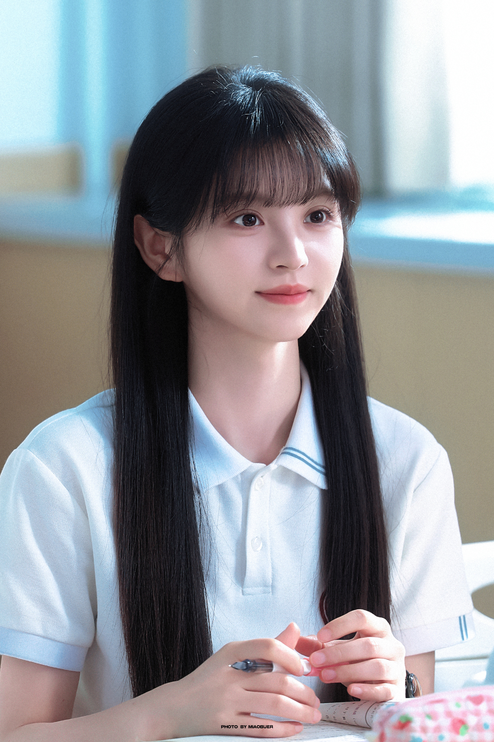 我的同桌是田曦薇田曦薇一款很新的同桌女主 如果我的同桌是小田的话，我一定会每天都