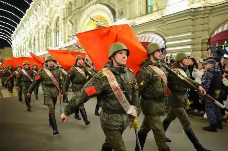5月6日，俄罗斯外交部向各国驻俄外交使团发出罕见照会，紧急呼吁外国公民和外交人员