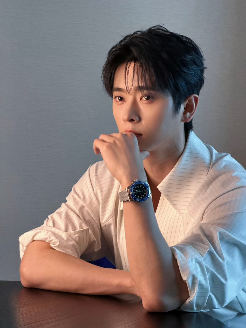 丞磊浪琴活动造型，太帅了 