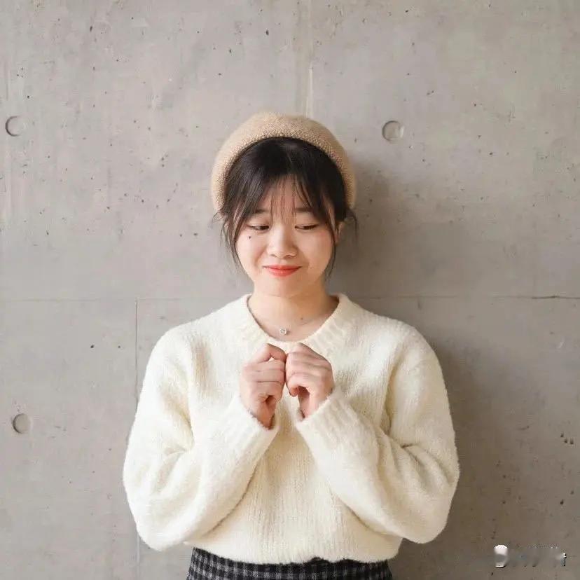 从村书屋到小米AGI！95后AI才女入职，幕后老人太好哭！
 
雷军千万年薪挖来