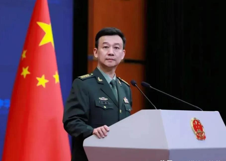 “从现在起，这片空域你们动不了！”1月10日，美军3架B-1B“枪骑兵”轰炸机逼