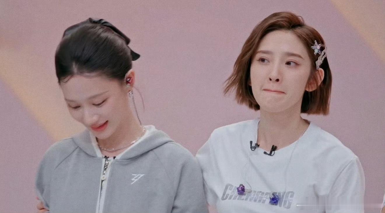 唐艺昕 何宣林大家都是体面人都愿意由着何不行嘛？不想挑事而已，她哪里赖何宣林了 