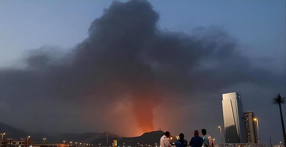 5月17日半夜，中东发生了一件让全世界都捏了一把汗的事。

阿联酋唯一一座核电站