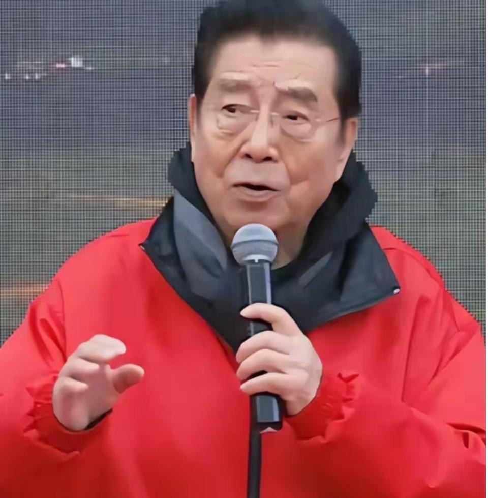 一月八万不够花? 87 岁李双江"赖"学校不退休, 儿子改名出国后再作妖娱乐