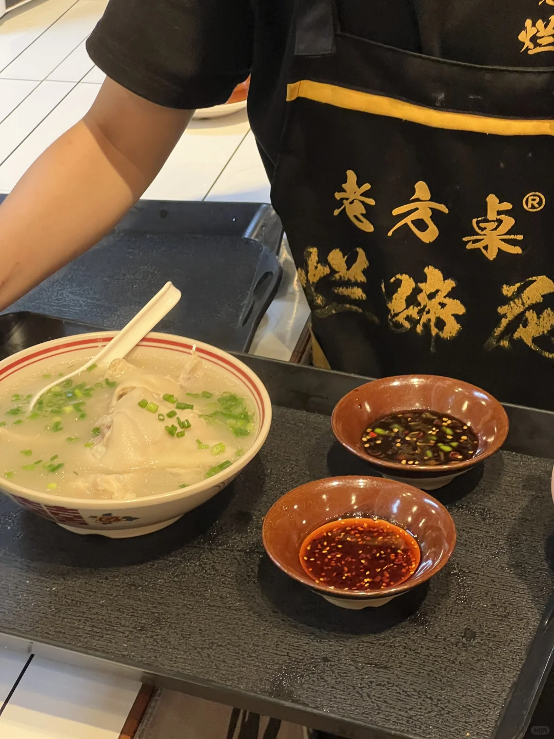 这个辣椒油浇下去的那一刻我整个人都…..