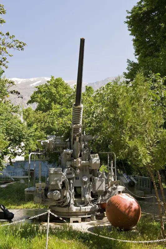 当地时间3月19日晚可太有看头了！伊朗武装部队哈塔姆·安比亚中央司令部司令阿卜杜