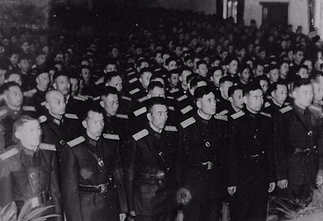 1955年授衔时他已经离休，上级考虑到他的历史贡献：授予中将军衔

“老朱都离休