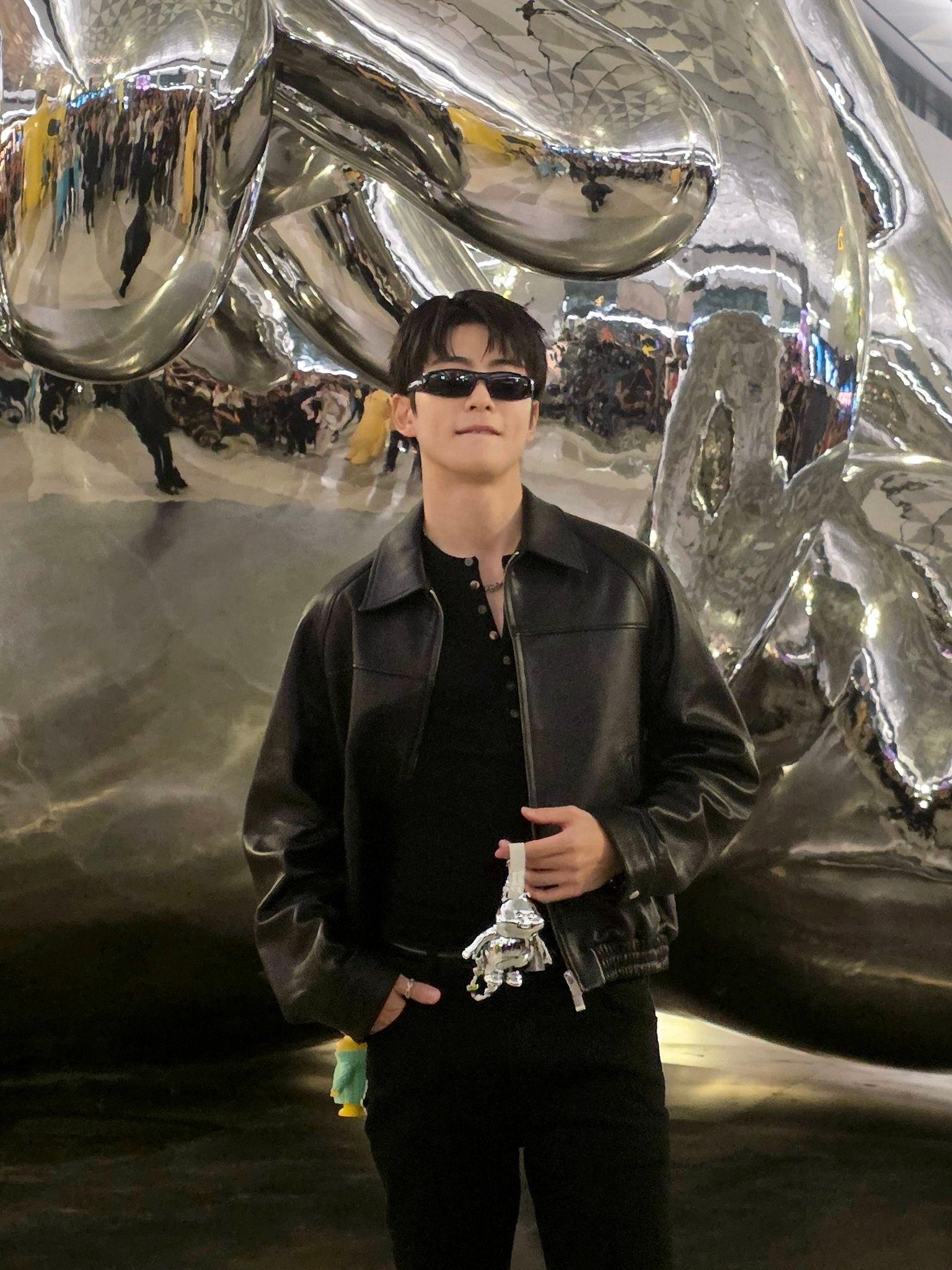 拜倒在欧巴裤脚下 