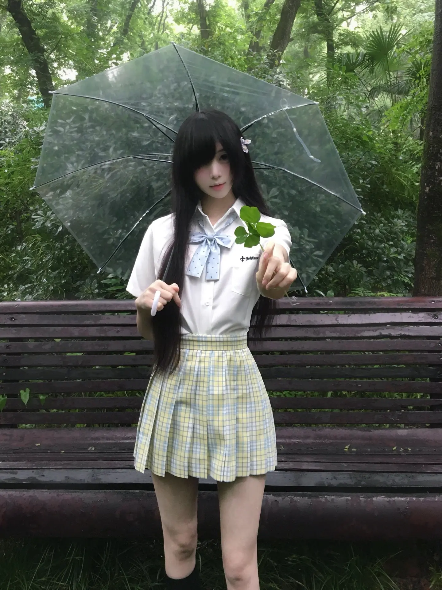 你的信筏停留在难觅的雨季