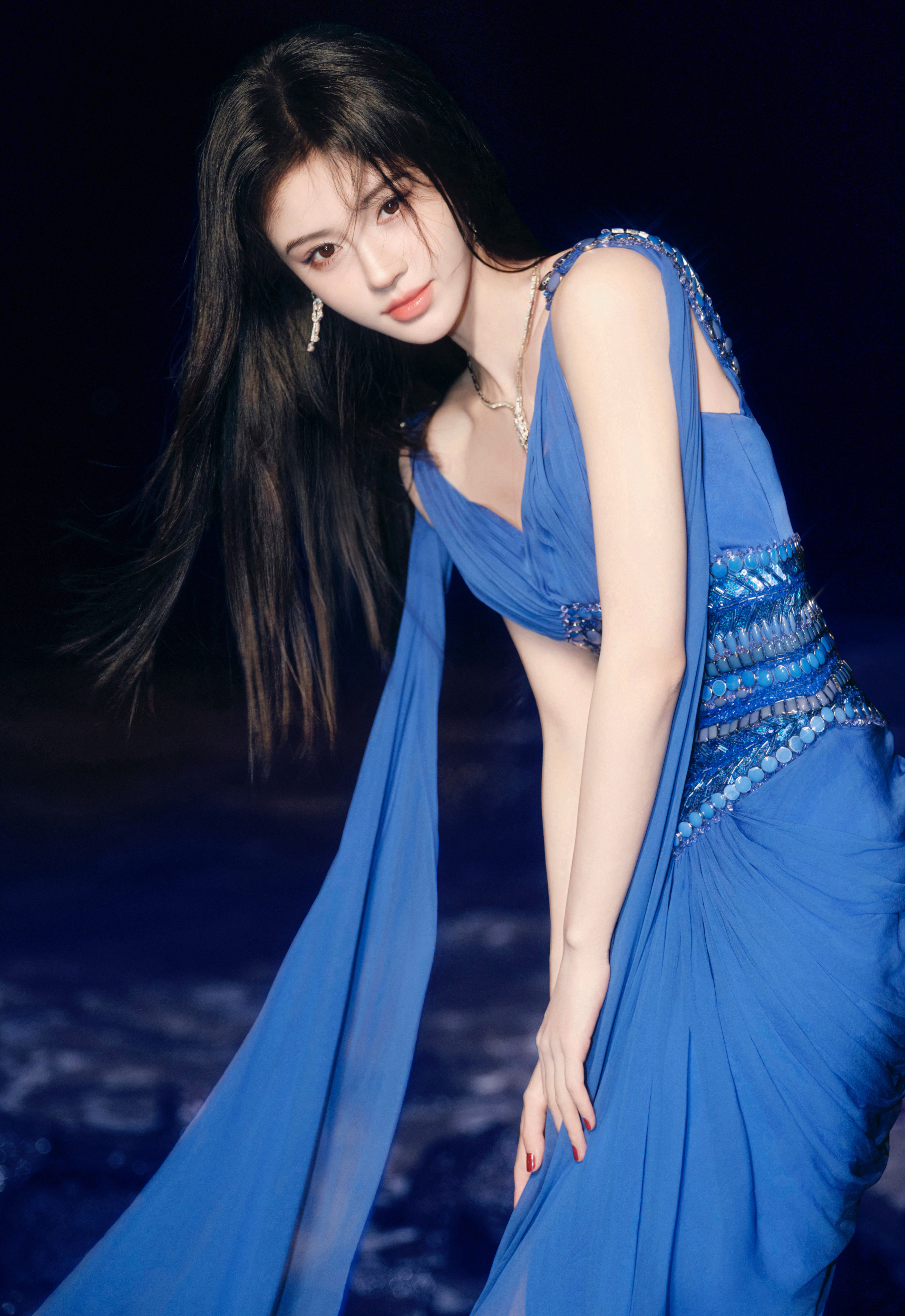 鞠婧祎 2025星光大赏第二套造型公开，惊喜演绎Zuhair Murad 201