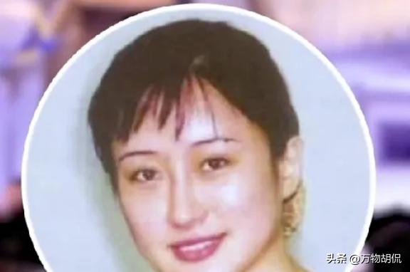 2001年，空姐杨旸与有妇之夫郭介明相会。二人温存过后，随即发生冲突。冲突的结果