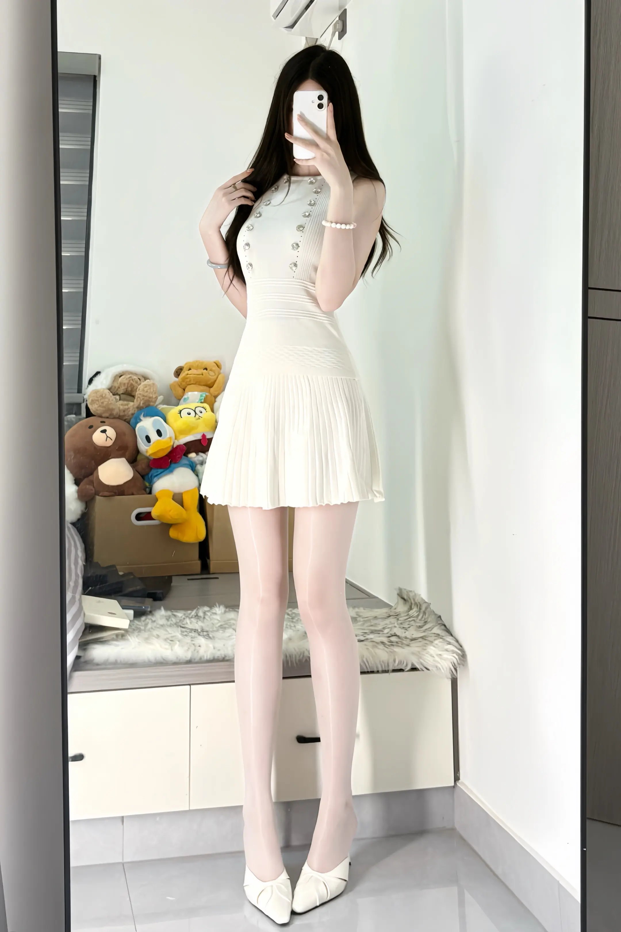 白