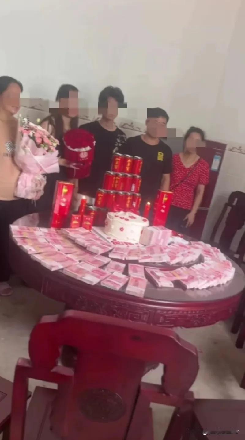 看到这，于心何忍呢，本来结婚是好事，不是卖女儿，何必要让男方家讨空家底呢？有些家