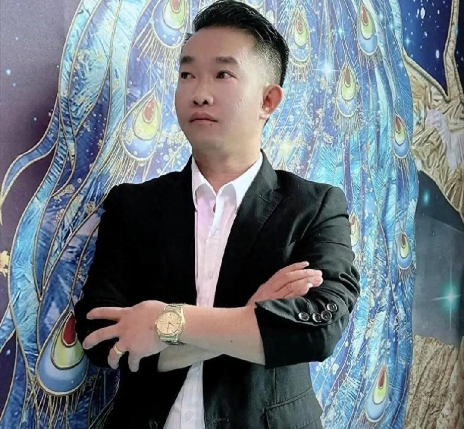 痛心！44岁乡土网红阿全哥车祸离世，家中顶梁柱倒下，留下4名幼子
 
     