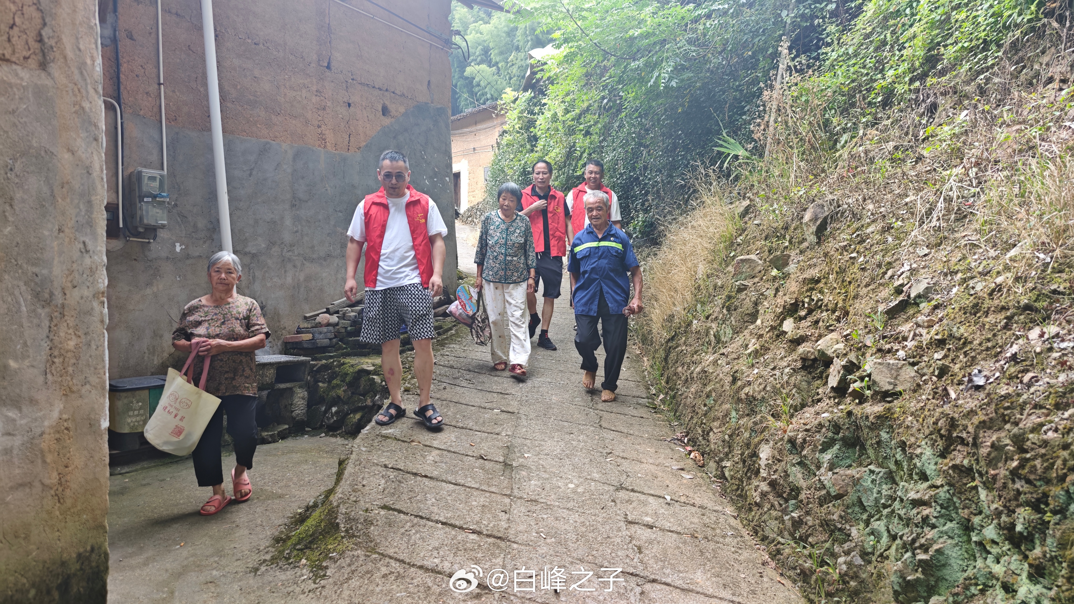 【迎战白海豚丽水松阳暖心守护不缺位】丽水松阳全力迎战台风白海豚 闻“风”而动，守