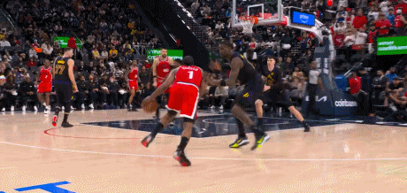 艾顿把哈登护送进内线洛杉矶德比NBA