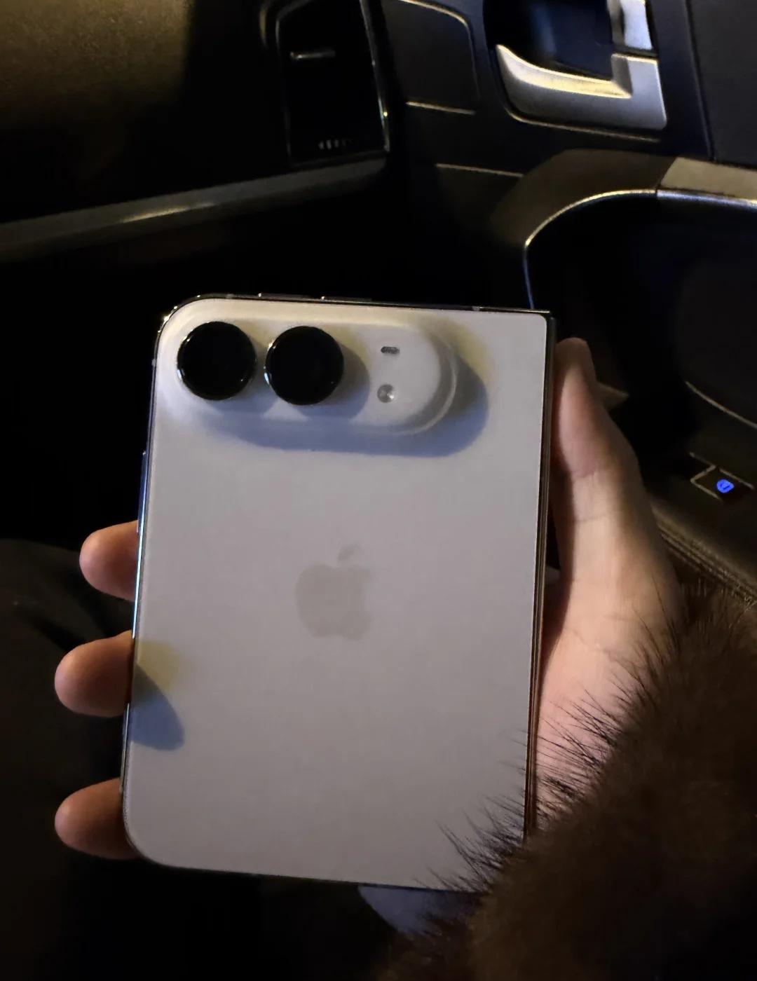 关于我在🐟出一个iphone duo 被骗 账户被冻
iphoneduo折叠屏
