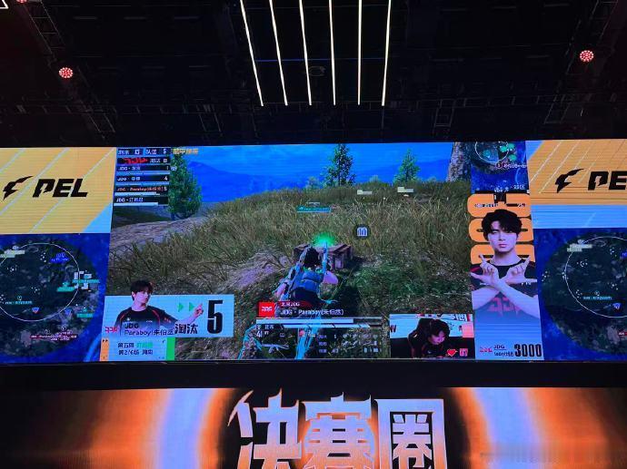 伞兵是第一也是唯一咱就说是伞兵也太优秀了，这一路走来能够这么优秀，背后一定付出了