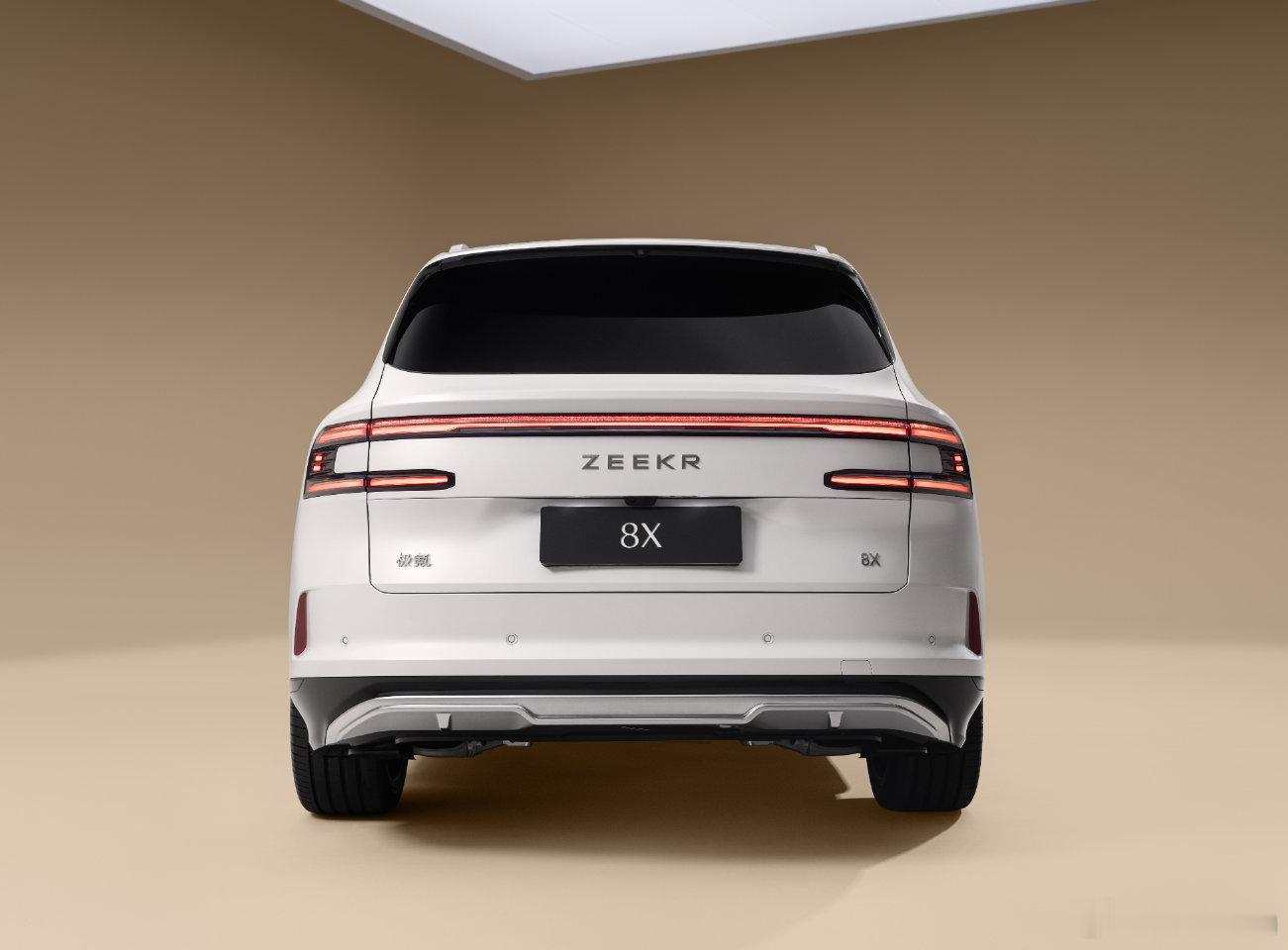 极氪8X将首发新一代辅助驾驶技术作为今年最火新品之一，8X 一直都赚足了大家的眼