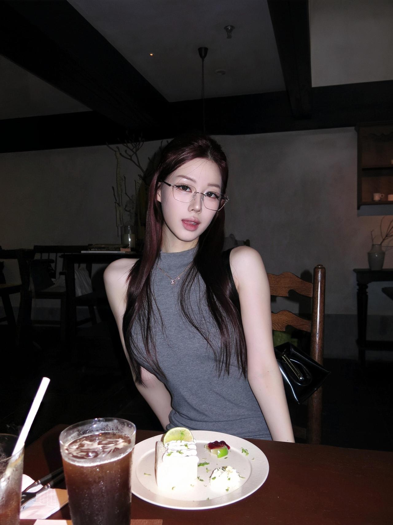 和我约会吧ㅎㅇ…🤍