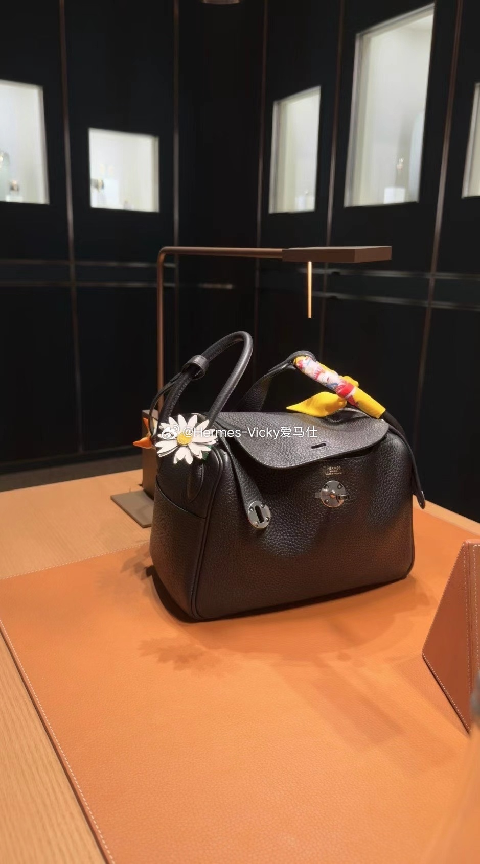 lindy25 Tc 黑色 银扣 ➕MargueriteCharm🌼 ​​​