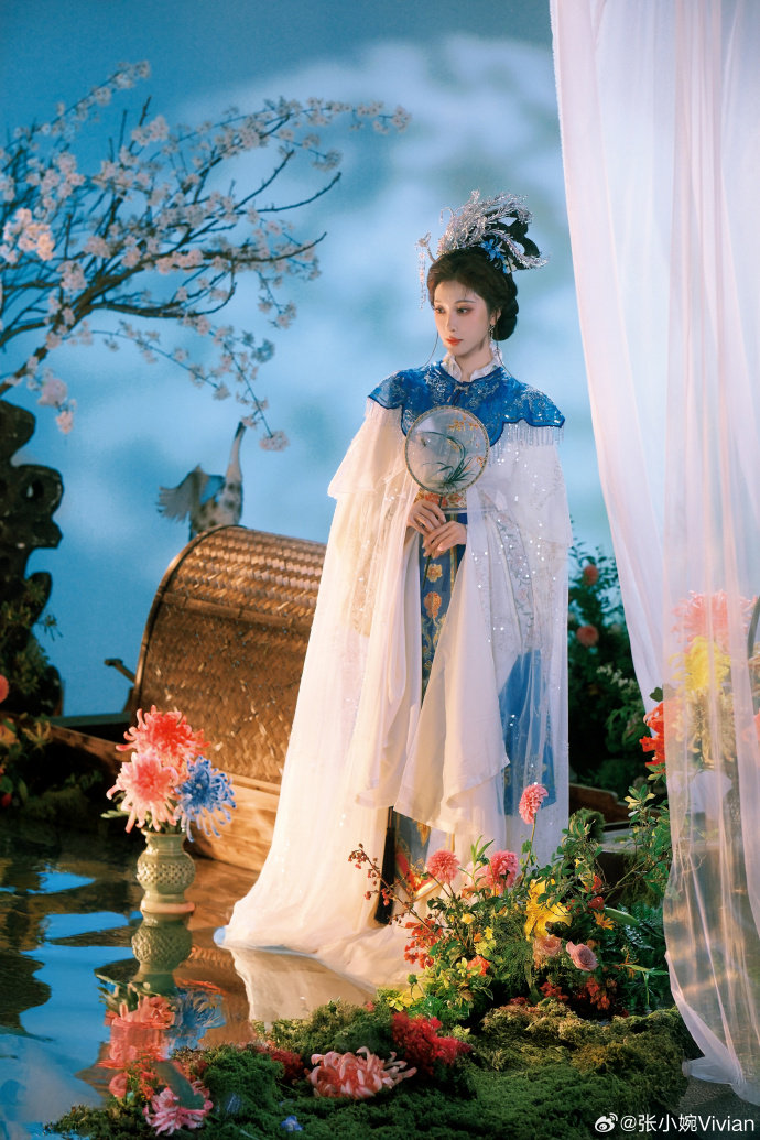 张小婉古风圈新晋美人张小婉完美诠释古典美人 张小婉完美诠释古典美人了~ 