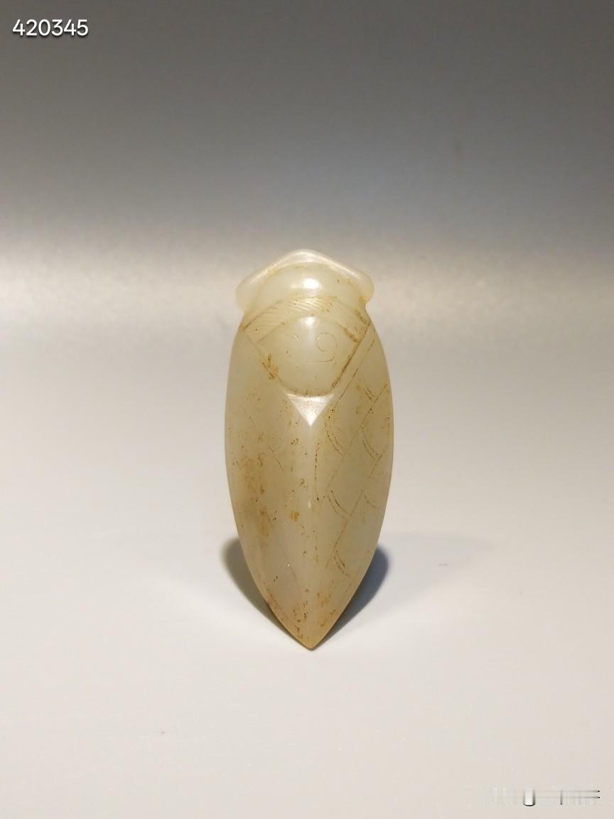 通孔玉蝉
流行于:汉
和田玉铁锈沁