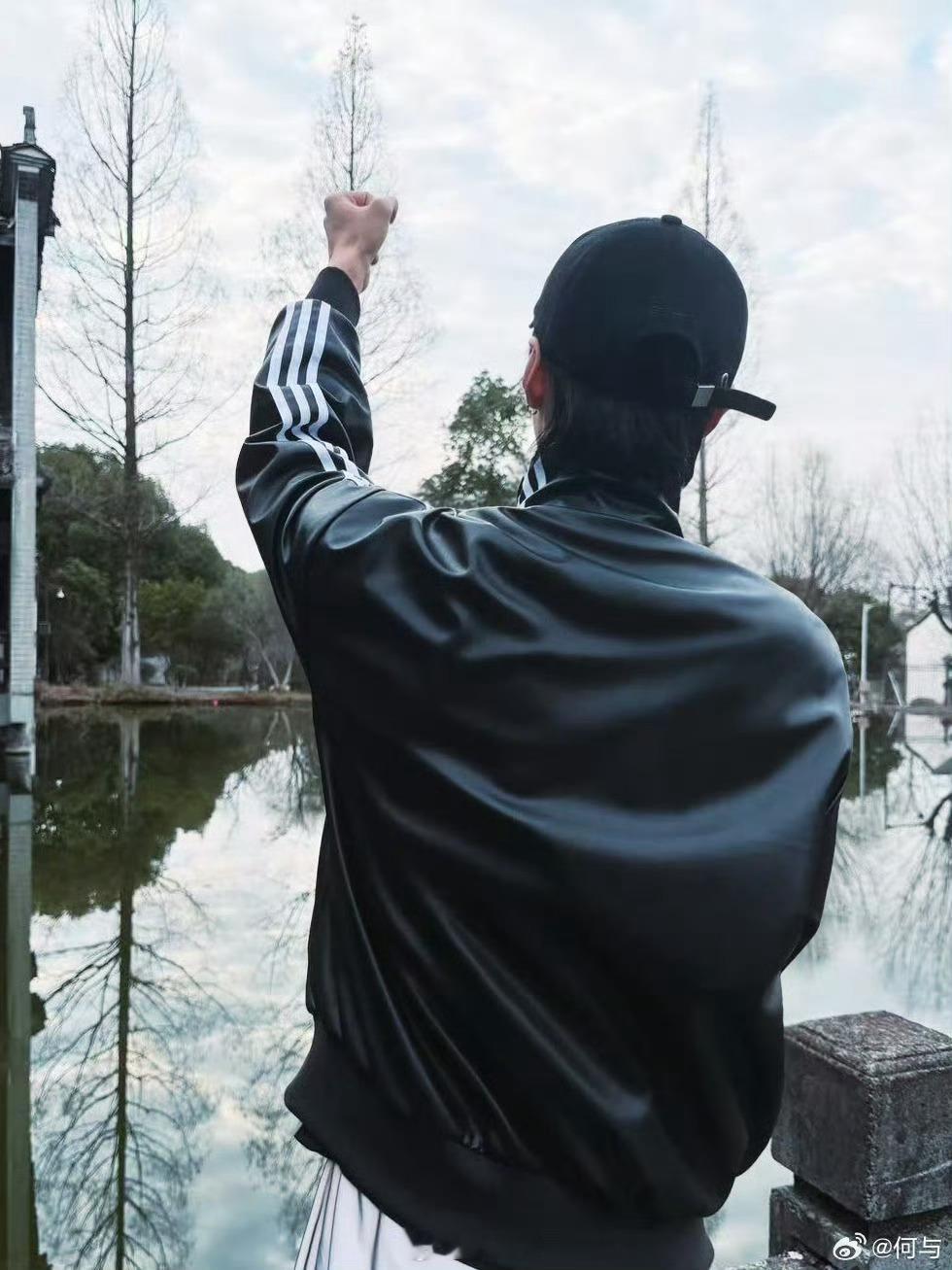 何与最新营业分享，清爽男大范儿 