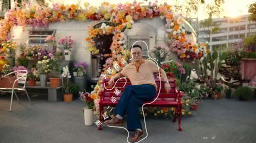 华为pura90发布全新智拍技术  拥有了新的拍照姿势的话，是不是跟朋友一起合照