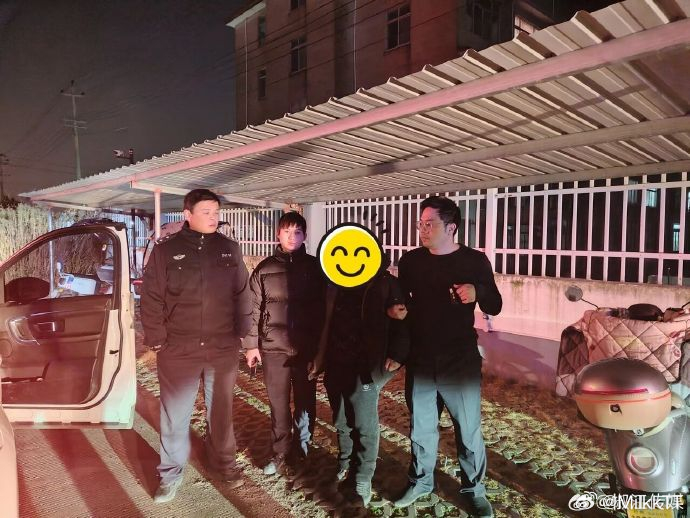 台州民警数小时蹲守成功拦截20万现金 数小时蹲守，一刻不放松！ 台州民警以果决行