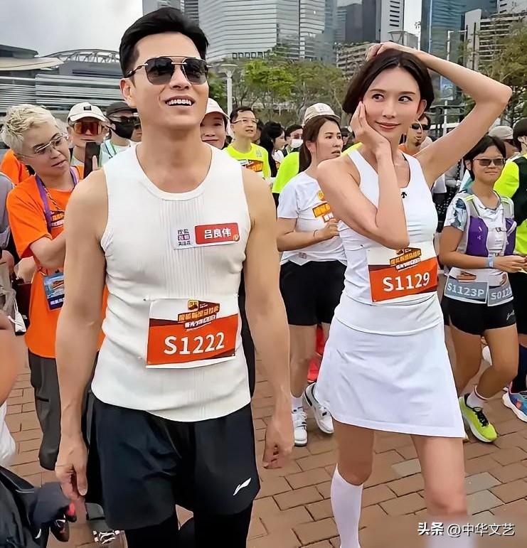 无法相信周海媚前夫70岁吕良伟（电视剧《上海滩》阿力的扮演者）与52岁“娃娃娘”