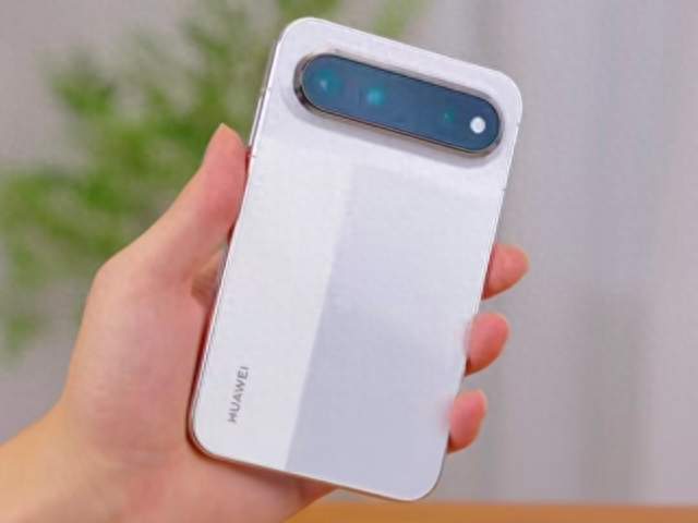 6.68mm厚+跟iPhone文件互通，华为阔直板想做苹果用户的备用机