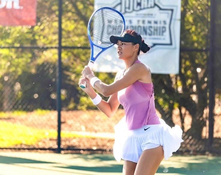 🇺🇸W35女单首轮[Q]🇨🇳徐诗霖6-4/6-1🇺🇸延加[WC]徐诗