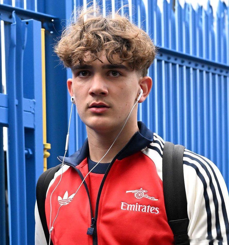 【今夏中考 教育也很重要】鲁尼谈阿森纳16岁小将道曼：“他还需要完成学业，参加G