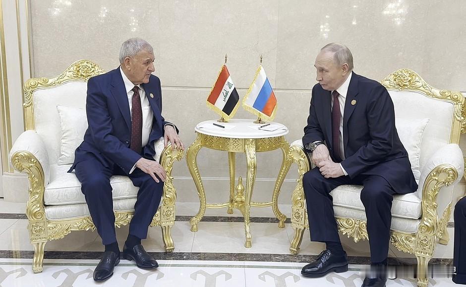 【最新消息：伊拉克总统和普京总统同意协调以应对挑战】
巴格达时间2025年12月