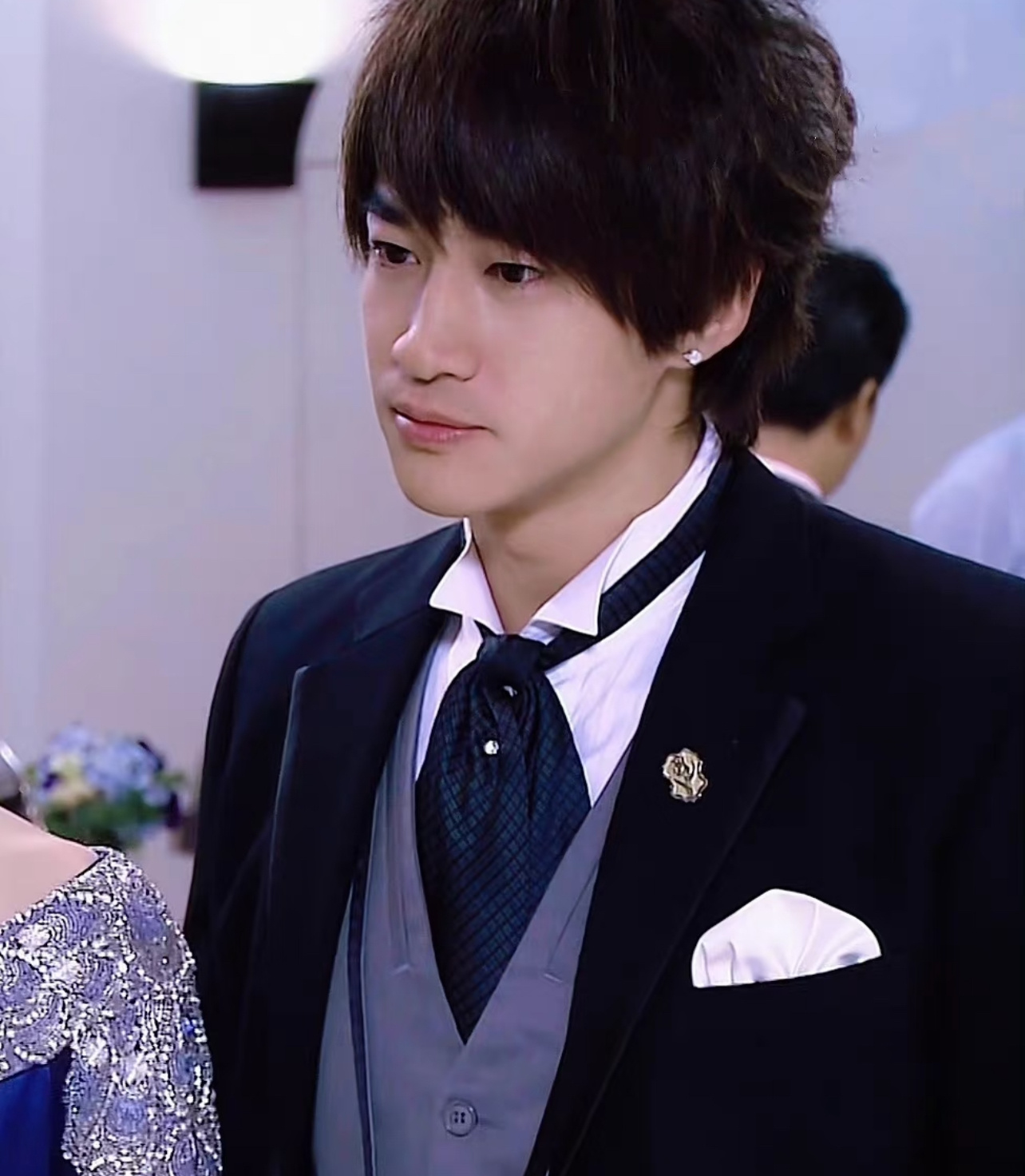 22年前的黄奕何润东这样的演员无论什么时候出山都会翻红的 