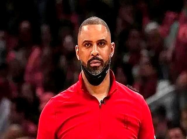 火箭这波操作真的够硬气！

乌度卡续约之后直接成了NBA教练里的“顶薪选手”，年