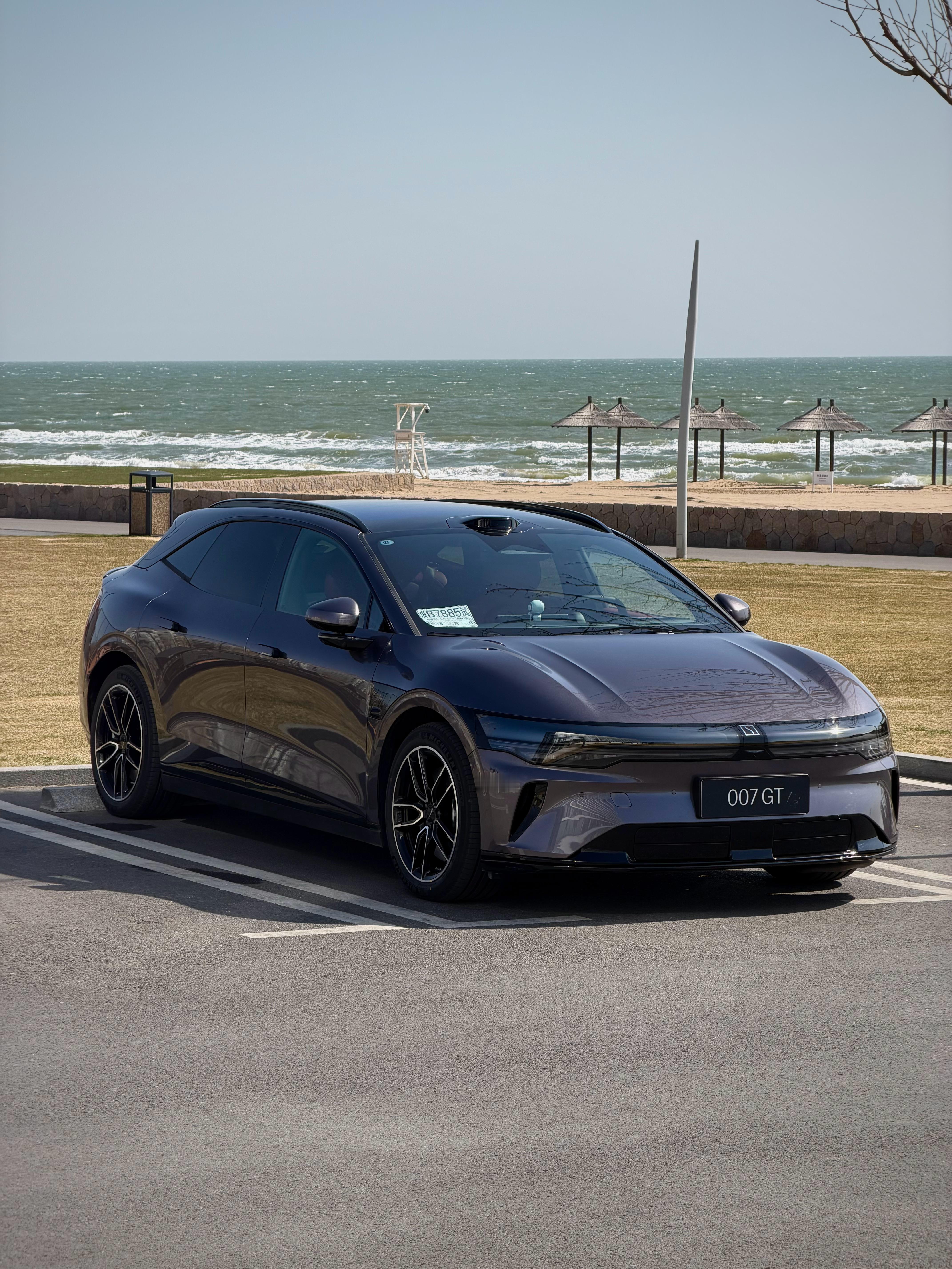 一秒看透极氪安全黑科技飞机延误，我来晚了焕新极氪007和极氪007GT双车上市，